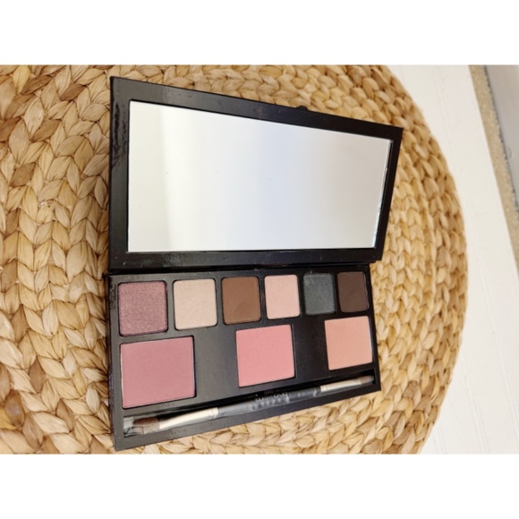NEW LAURA MERCIER COLOUR WARDROBE Eye + Lip Dual Deck Color Palettes - Picture 2 of 5